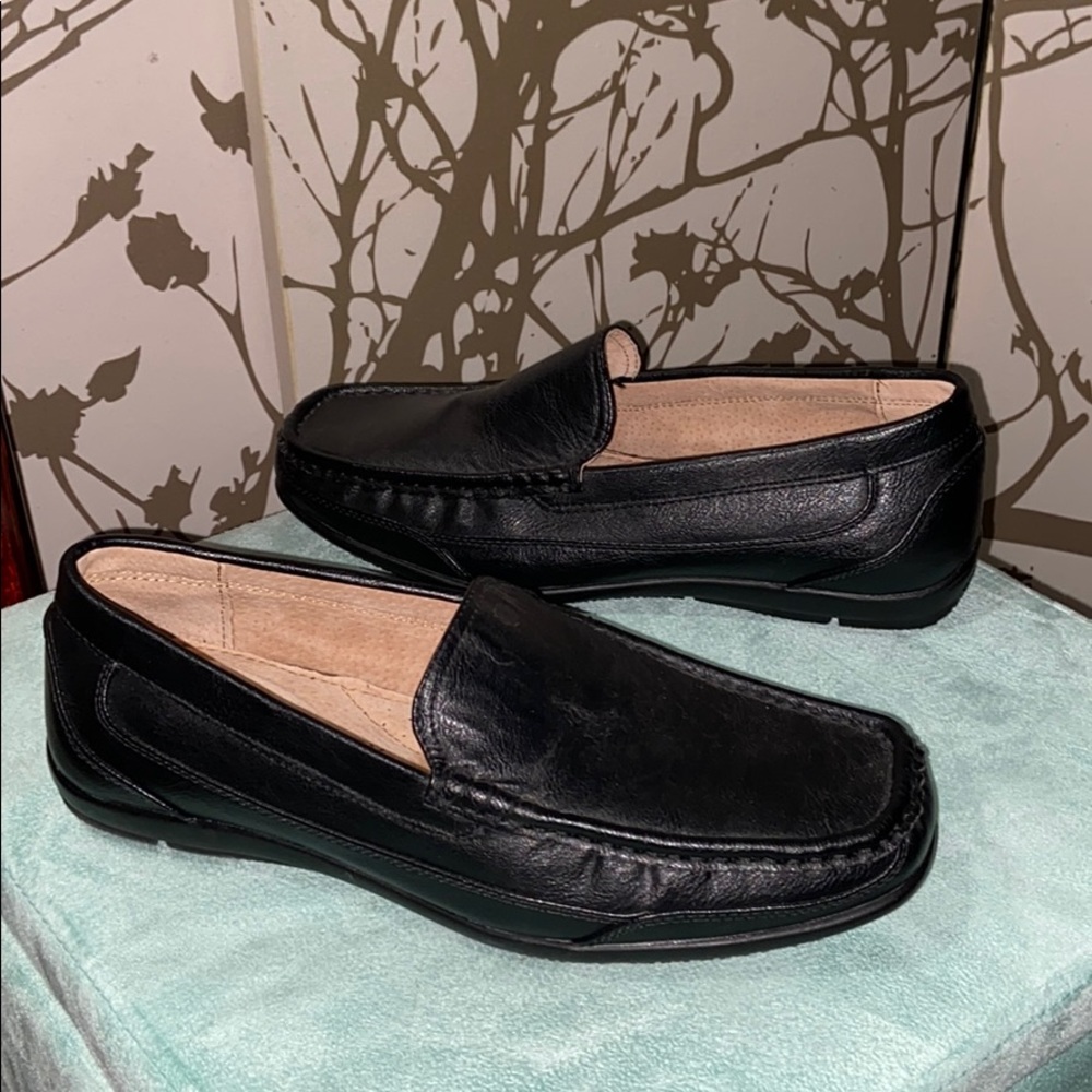 Claiborne Loafers - Picture 2 of 7